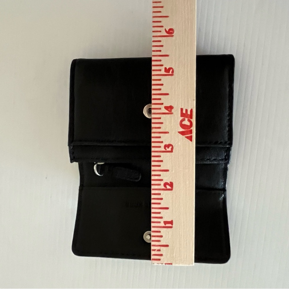 RARE Vintage Michael Kors Black Leather Silver Tone Mini Flap Wallet w/Key Ring - Picture 11 of 12